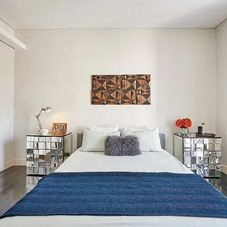 Lejlighed Elegant With Bridge View Lisboa