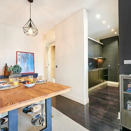 Apartment Elegant With Bridge View Lissabon