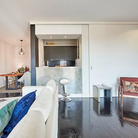 Apartment Elegant With Bridge View *
